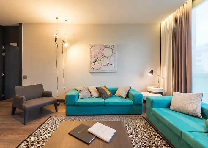 Duparc Hotel & Apartments